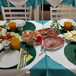 Hotel Soazza מלון 3*