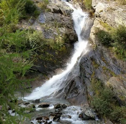 Hotel Soazza Otel 3*